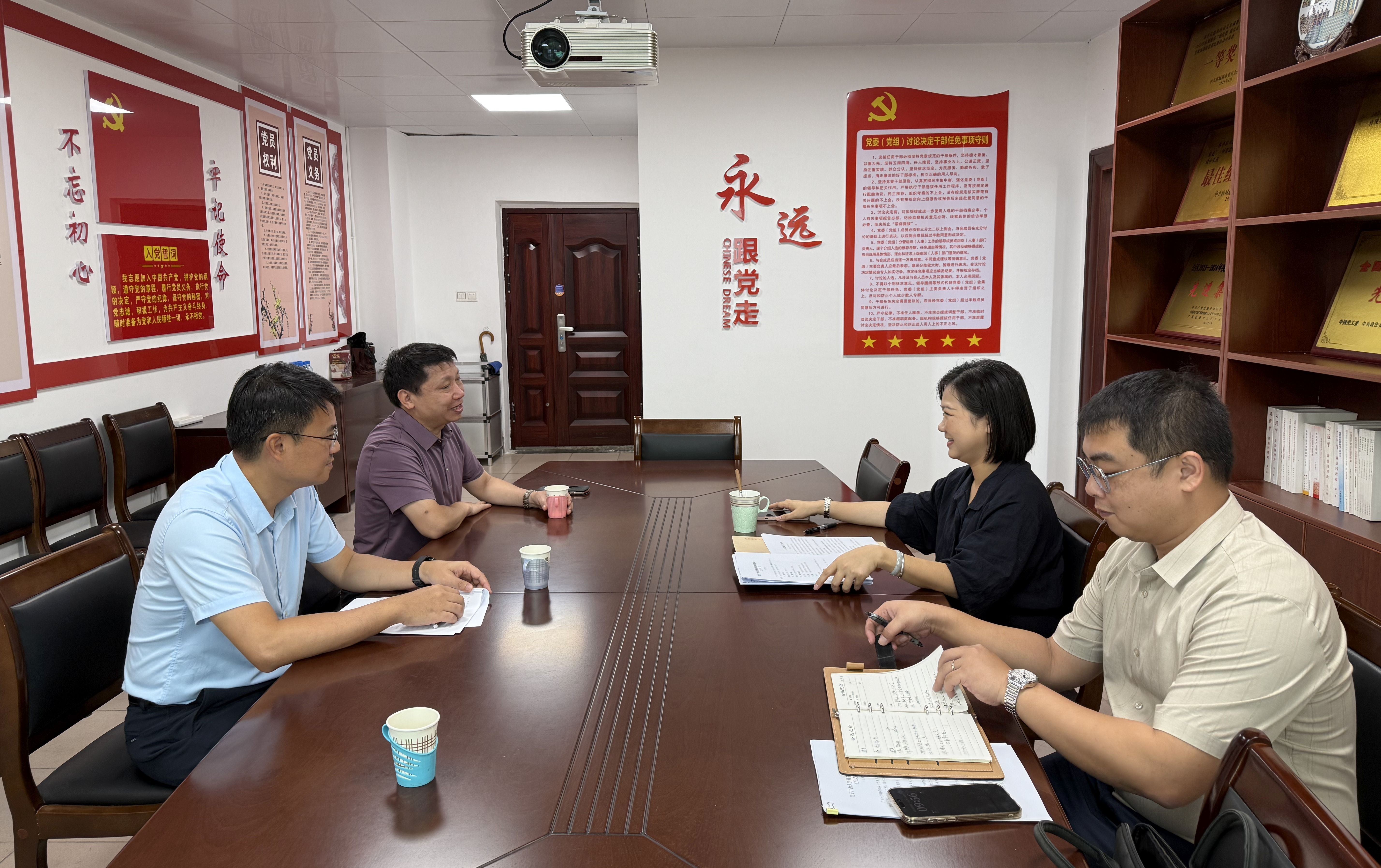 伟德体育赴防城港东兴市走访调研 选调生工作